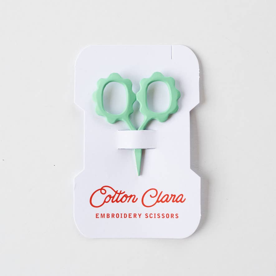 Mini Scalloped Scissors