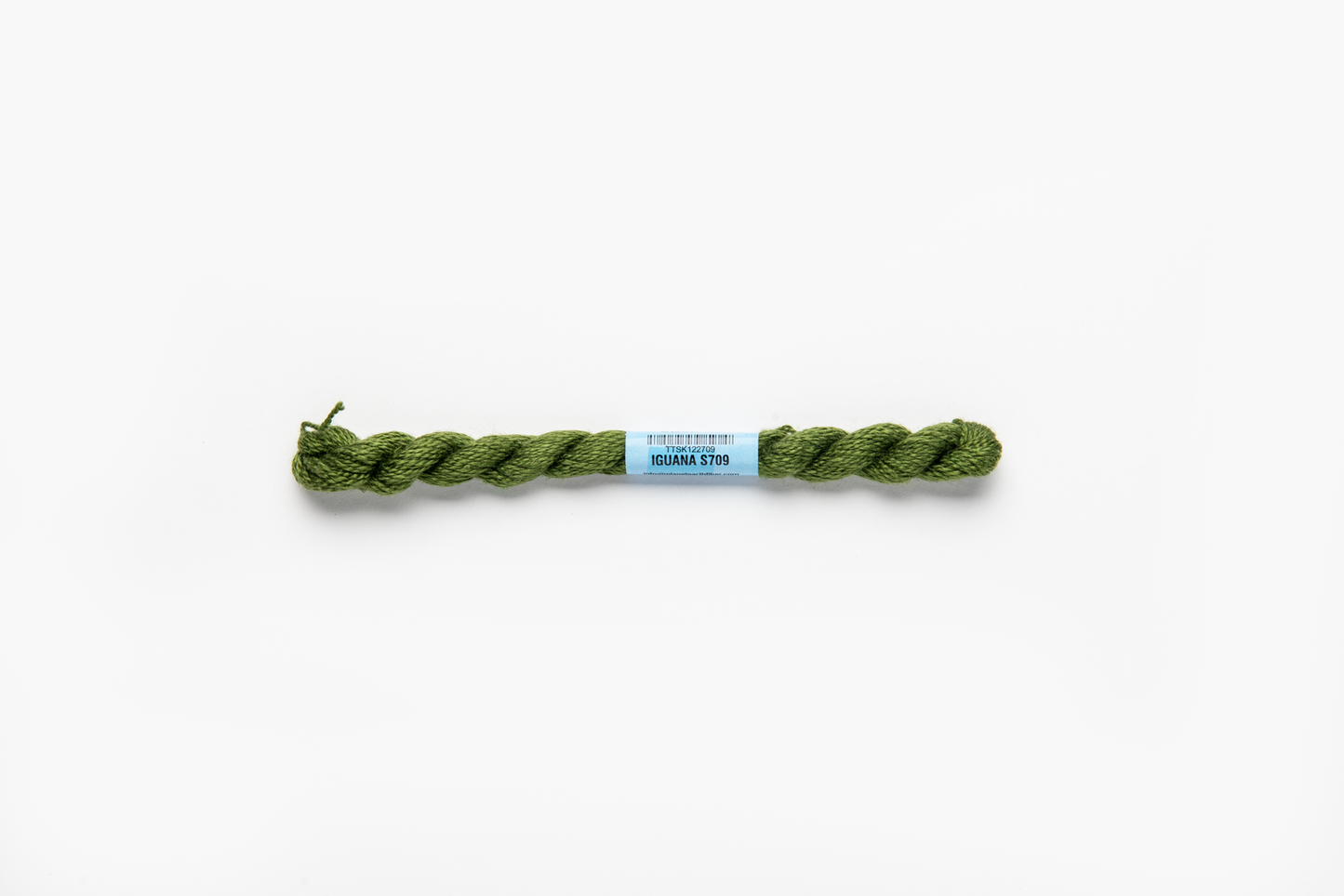 Essentials Skein - Iguana 709