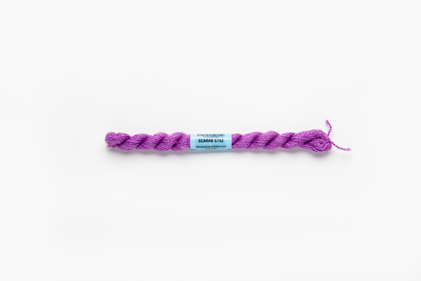 Essentials Skein - Scarab 752
