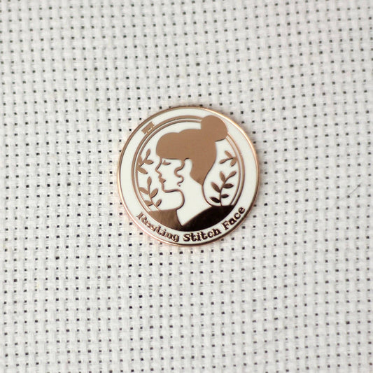 Resting Stitch Face Rose Gold Needle Minder
