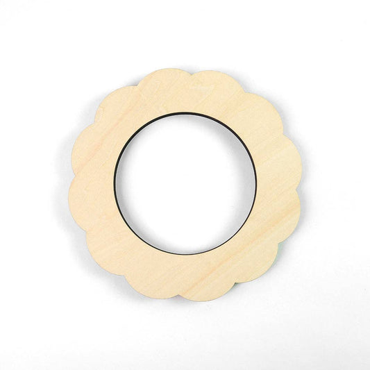 Scallop Round Medium Needlepoint Stretcher Frame