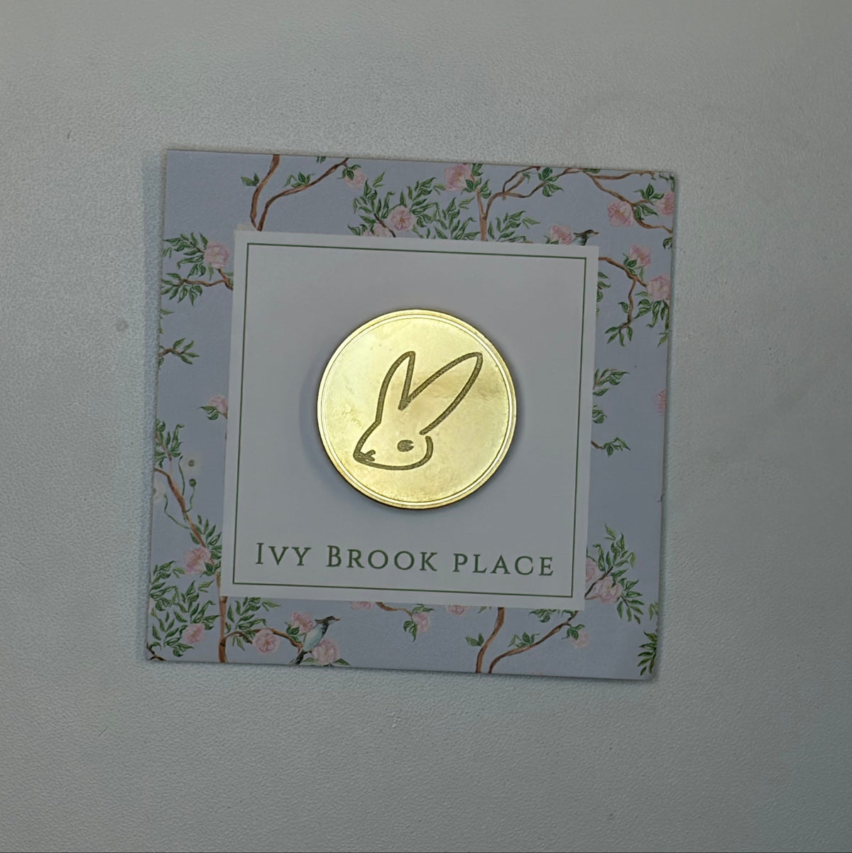 Rabbit Hole Needle Minder