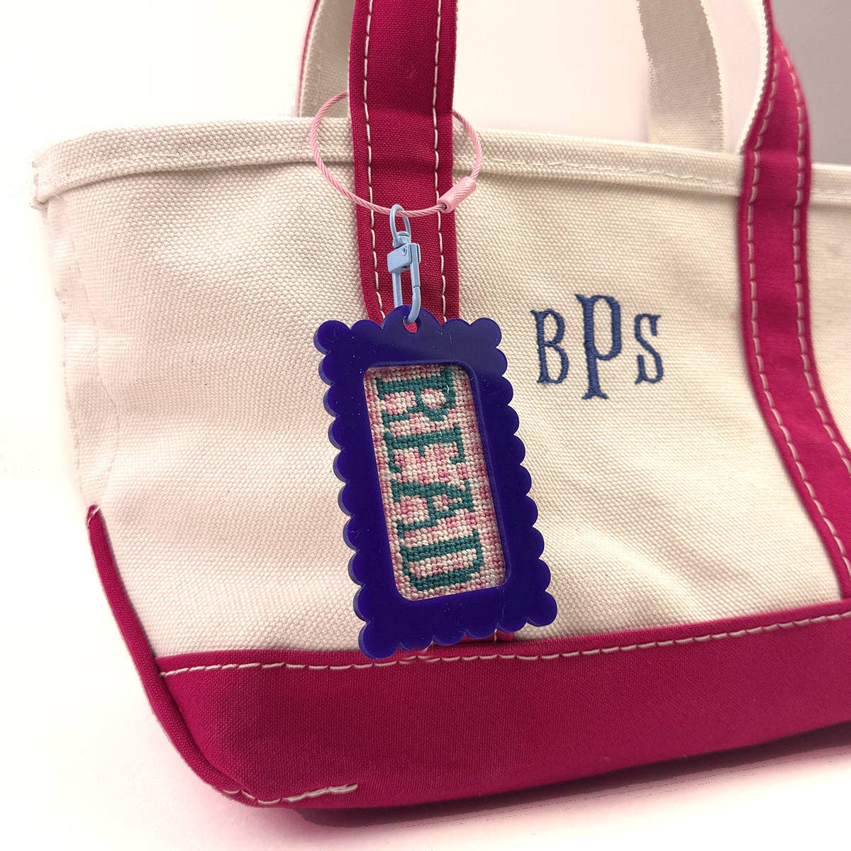 Bag Tag: Small Scallop Rectangle: Navy